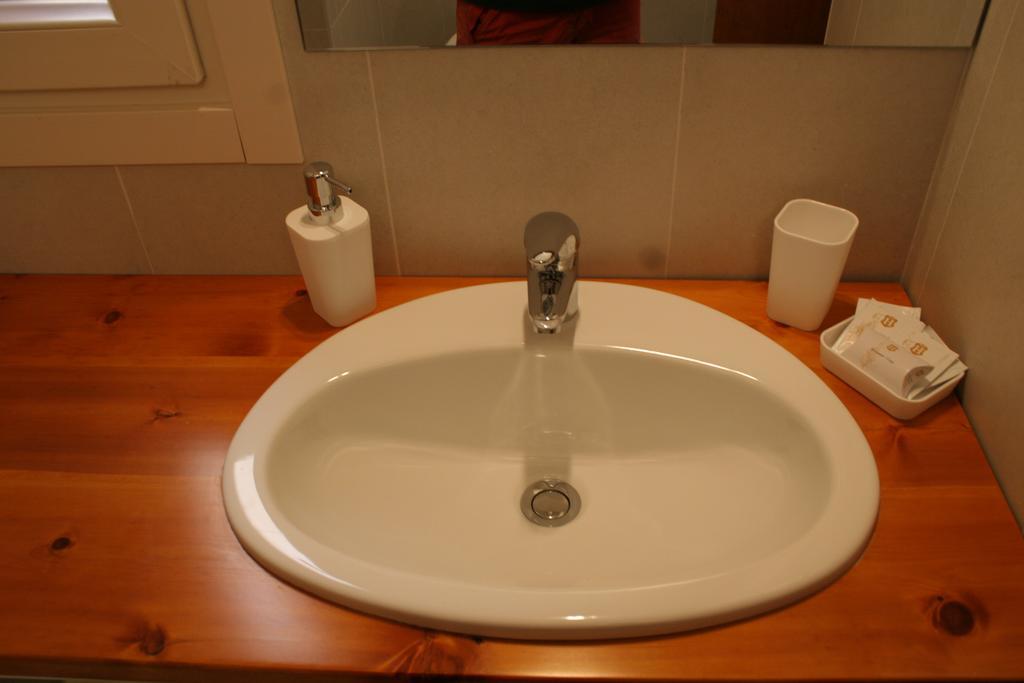 Note Sulla Piazza Bed and Breakfast Cagliari Kamer foto